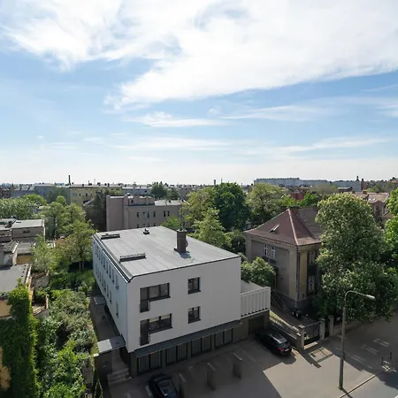 Elegant And Cosy 4th Floor Studio Close To The Park In By Renters Апартаменты